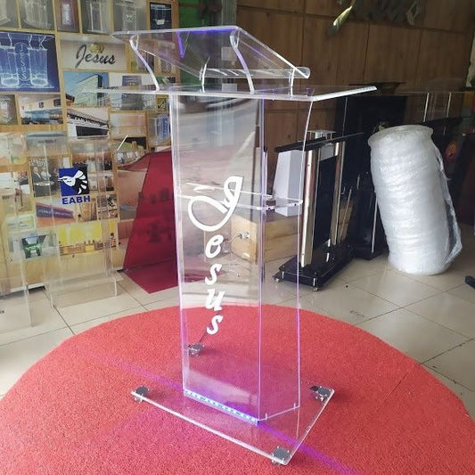 Podium Akrilik Custom: Pilihan Modern untuk Presentasi, Seminar, Tempat Ibadah, dan Berbagai Acara Profesional