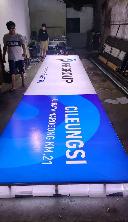 Jasa Huruf Timbul & Wallsign Bank Berkualitas | Tahan Lama & Elegan