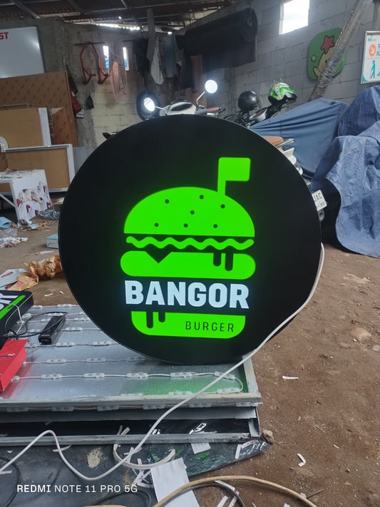 Neonbox Bulat Unik untuk Menarik Perhatian Pelanggan