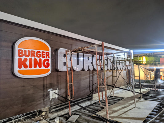 Huruf Timbul Burger King Custom LED – Branding Restoran Kelas Dunia