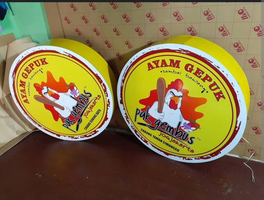 Neon Box Tajam & Cerah Sepanjang Hari — Ini Rahasianya