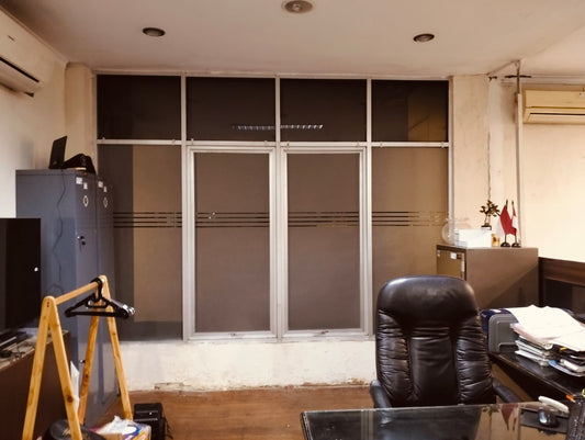 Sticker Sandblast Berkualitas untuk Kantor, Toko, Kaca Gedung & Rumah di Jabodetabek