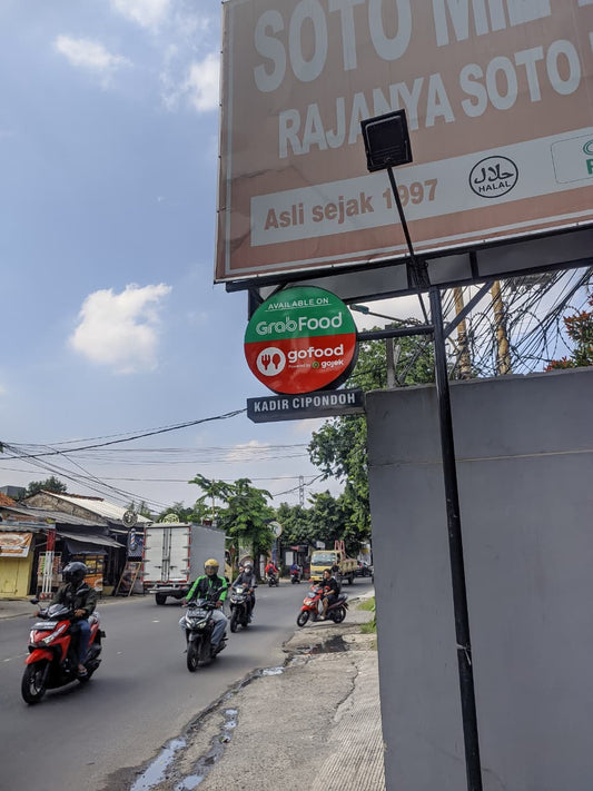 Apa Itu Neon Box dan Bagaimana Cara Kerja Pencahayaannya? Panduan Lengkap untuk Branding Usaha