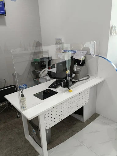 Partisi Akrilik Custom Solusi Pembatas Ruangan Modern untuk Kantor, Toko, Klinik, dan Berbagai Kebutuhan Bisnis