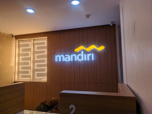 Huruf Timbul & Neon Box Custom – Branding & Dekorasi Profesional Jakarta