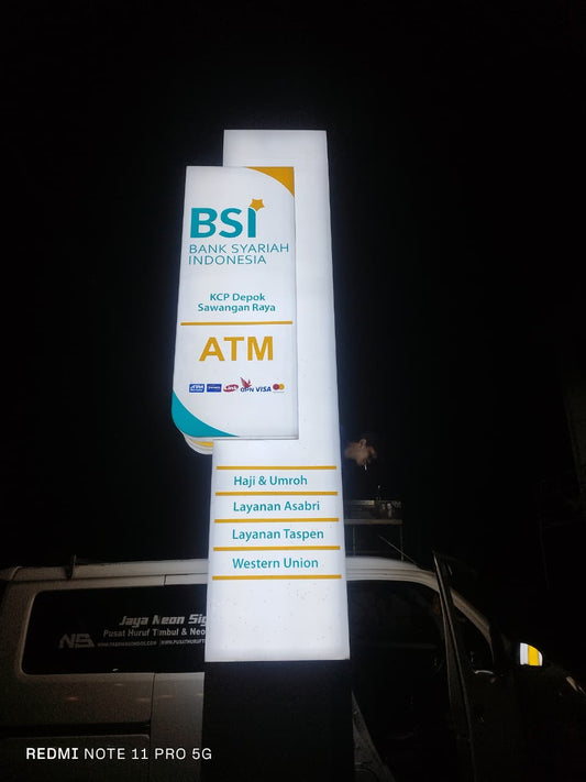 Pylon Sign Custom Berkualitas | Jasa Pembuatan & Pemasangan di Jakarta & Sekitarnya