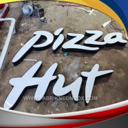 jasa huruf timbul perusahaan pizza hut